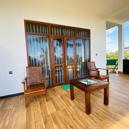 The Wave'S Guest House มิริสซา ภายนอก รูปภาพ