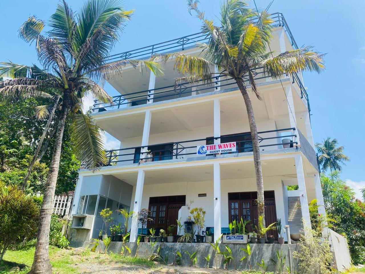 The Wave'S Guest House มิริสซา ภายนอก รูปภาพ