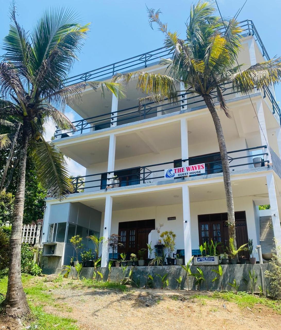 The Wave'S Guest House มิริสซา ภายนอก รูปภาพ