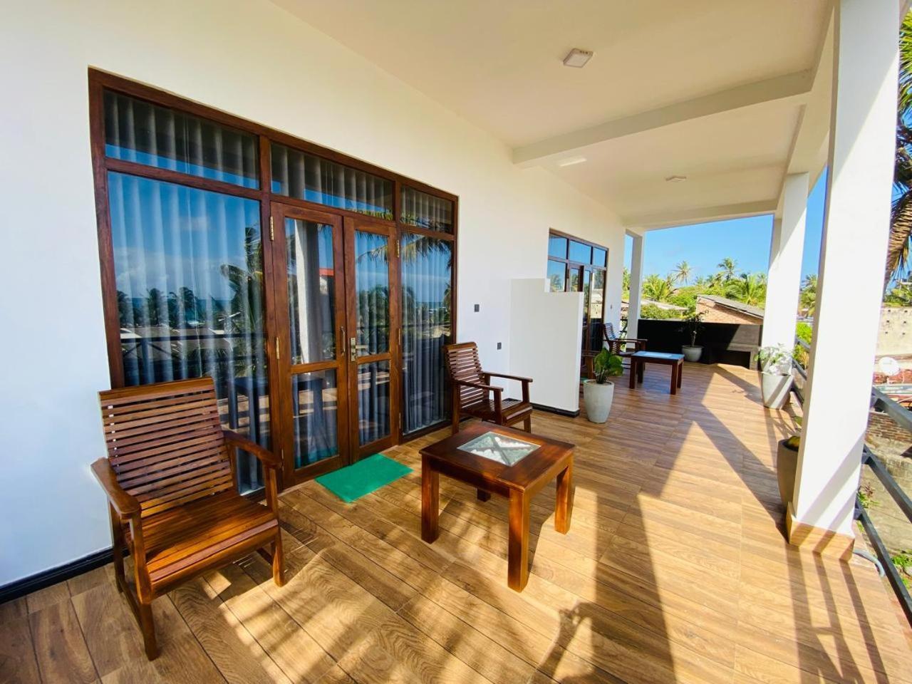 The Wave'S Guest House มิริสซา ภายนอก รูปภาพ