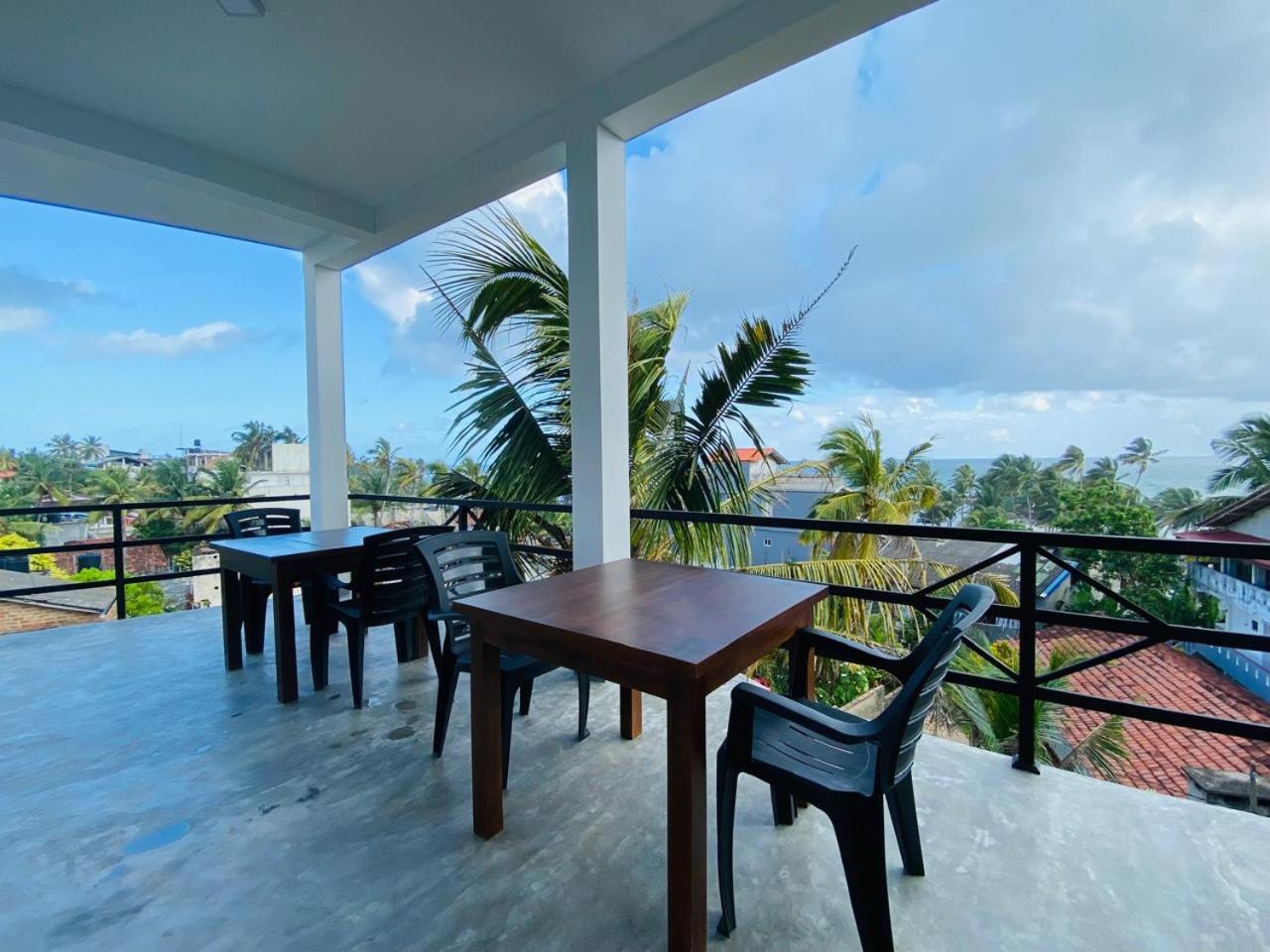 The Wave'S Guest House มิริสซา ภายนอก รูปภาพ