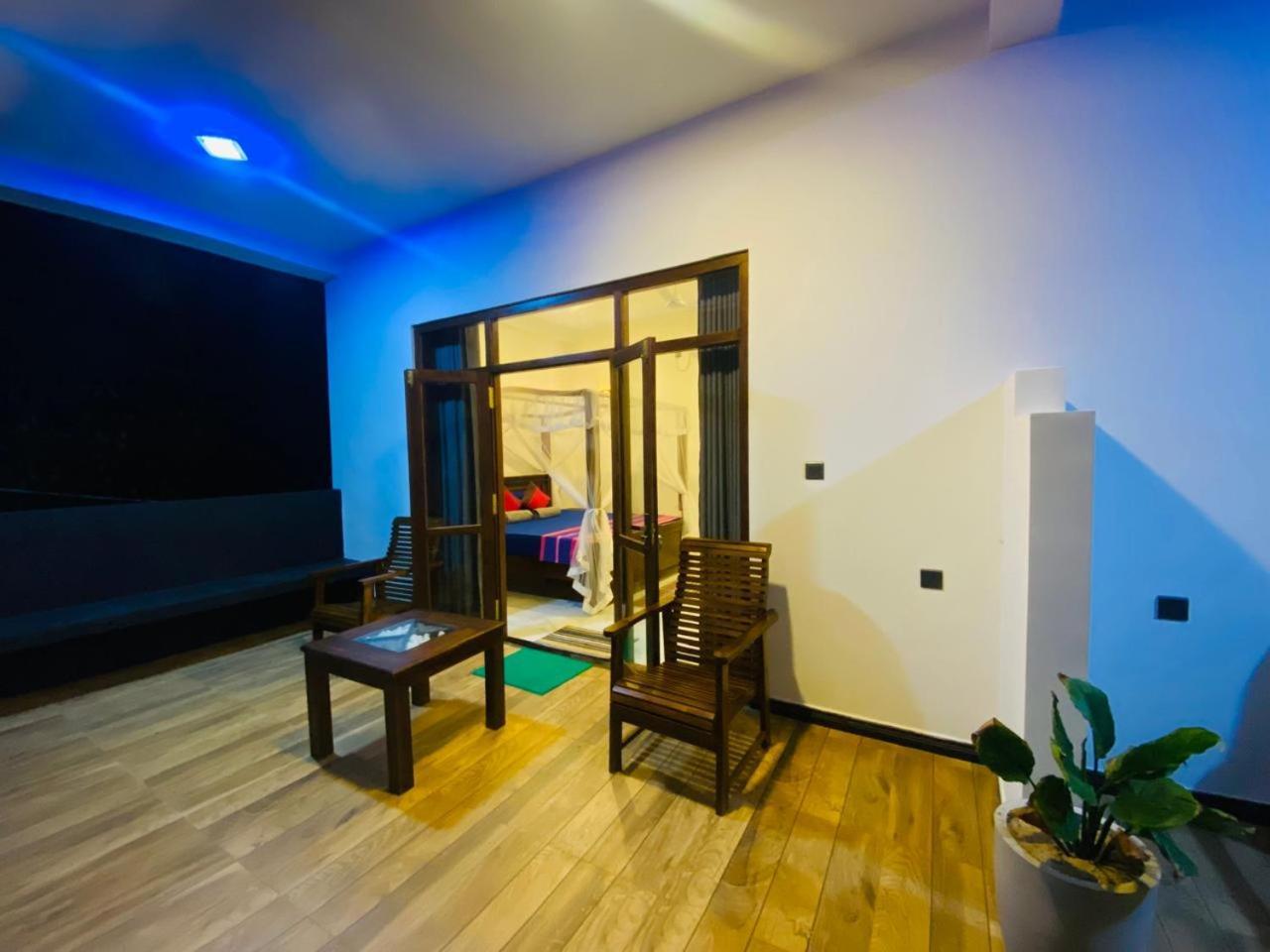 The Wave'S Guest House มิริสซา ภายนอก รูปภาพ