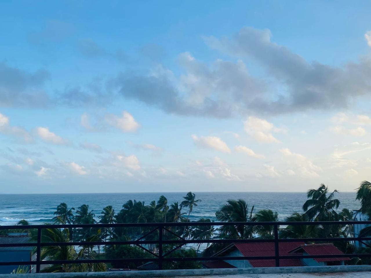 The Wave'S Guest House มิริสซา ภายนอก รูปภาพ
