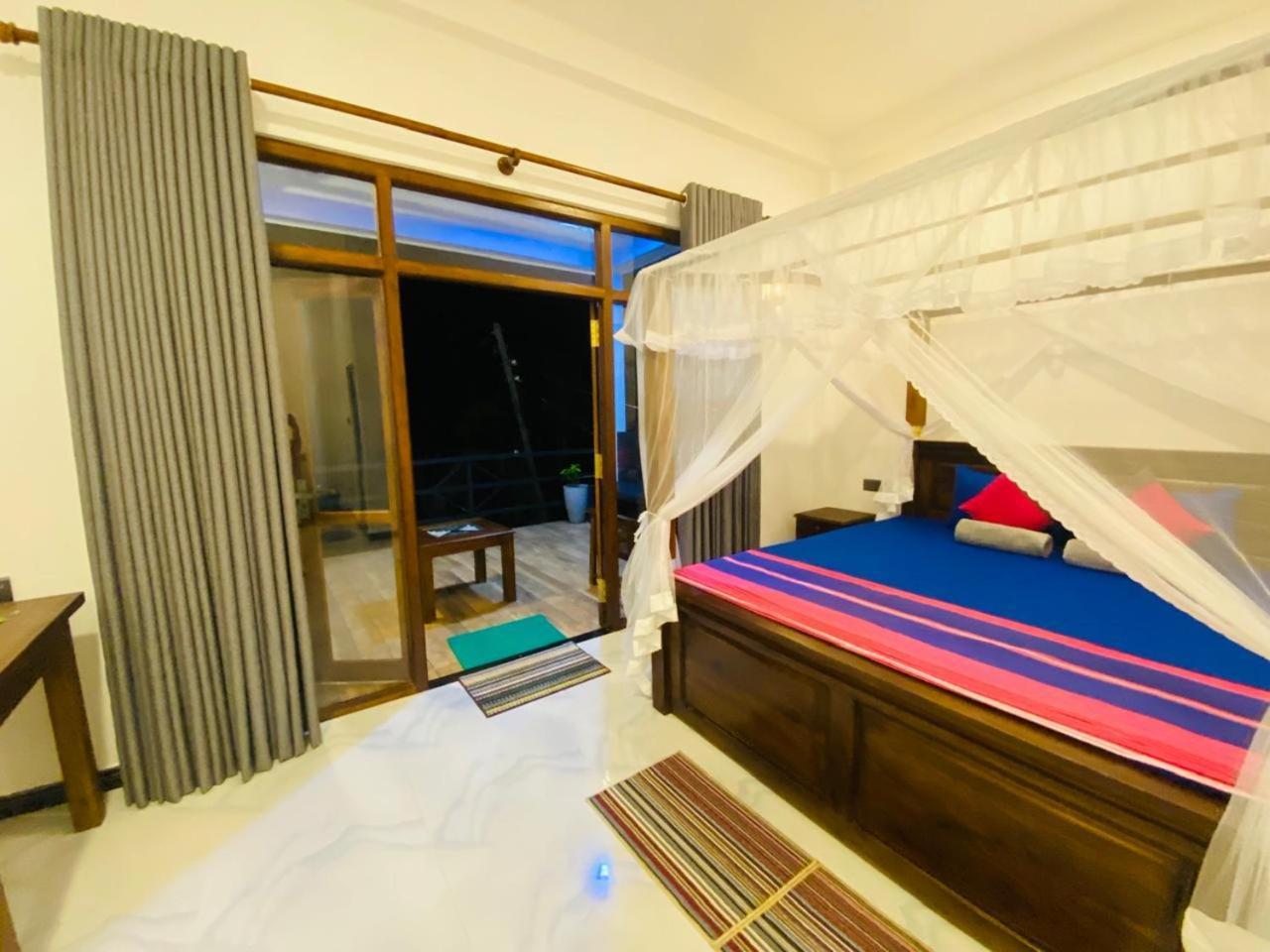 The Wave'S Guest House มิริสซา ภายนอก รูปภาพ