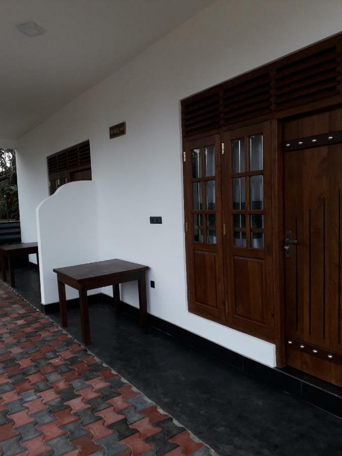 The Wave'S Guest House มิริสซา ภายนอก รูปภาพ