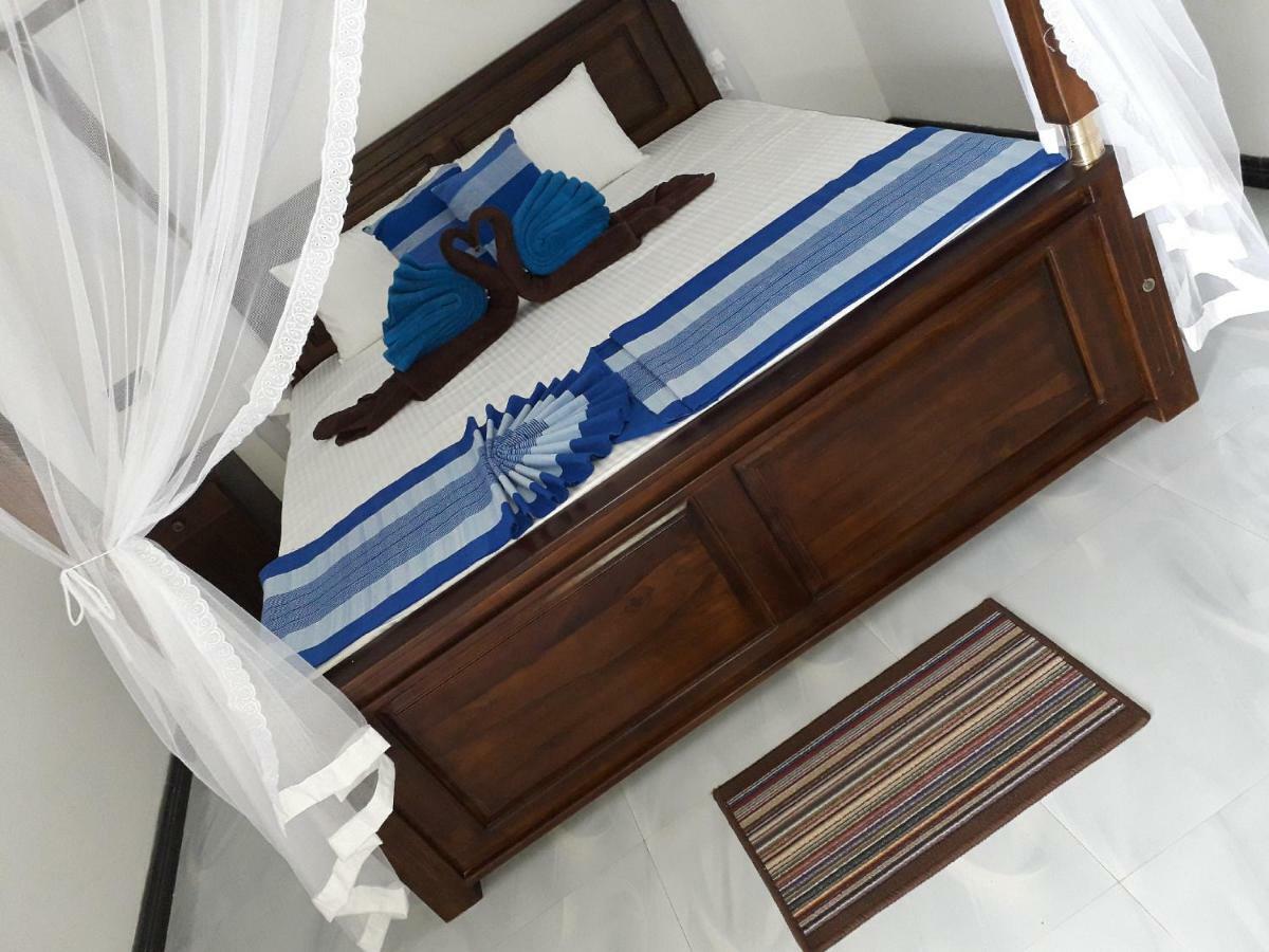 The Wave'S Guest House มิริสซา ภายนอก รูปภาพ