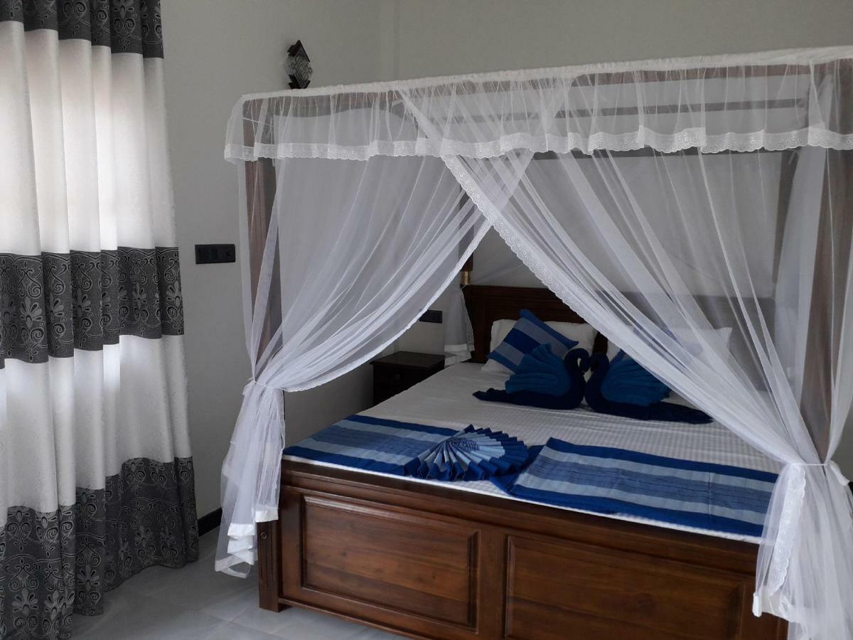 The Wave'S Guest House มิริสซา ภายนอก รูปภาพ