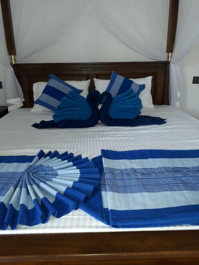 The Wave'S Guest House มิริสซา ภายนอก รูปภาพ