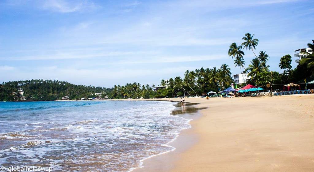 The Wave'S Guest House มิริสซา ภายนอก รูปภาพ